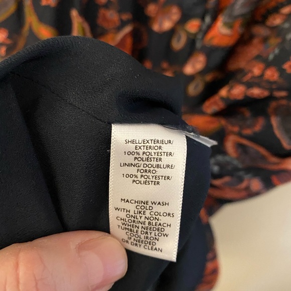 Loft Dress - Picture 3 of 3